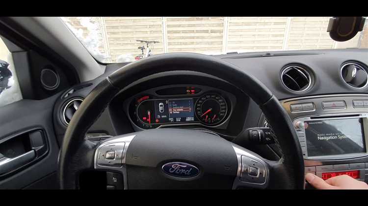 Активация режима сопряжения на магнитоле Ford Mondeo 4