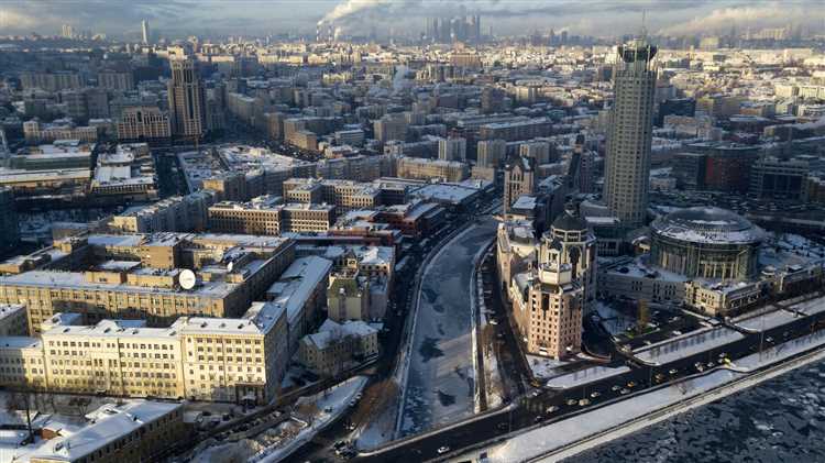 Сравнение текущего давления с нормой для Москвы по сезонам