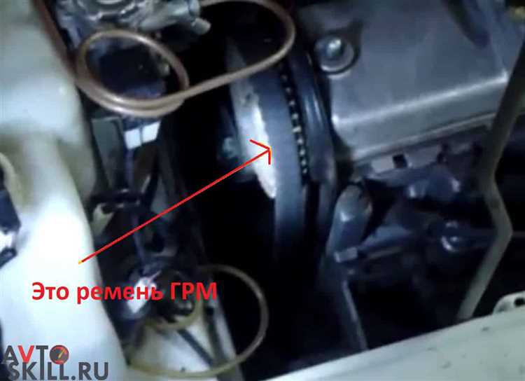 Как безопасно демонтировать натяжной ролик с автомобиля