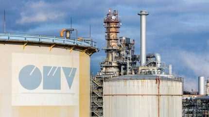 Какие программы лояльности и бонусные системы работают у Лукойла и Роснефти